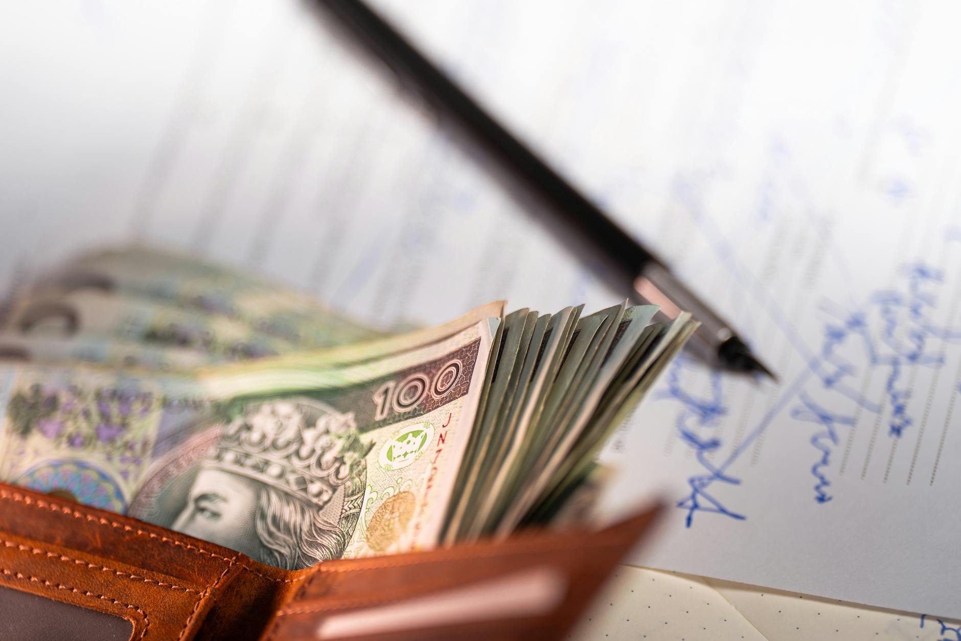 Herb Dębicy lub zdjęcie miasta z tekstem 'Dębica zyskała dofinansowanie na rozwój'